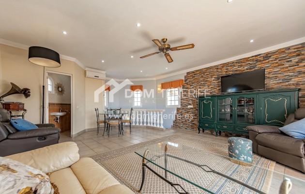 Wiederverkauf - Villa -
Adeje - Callao Salvaje