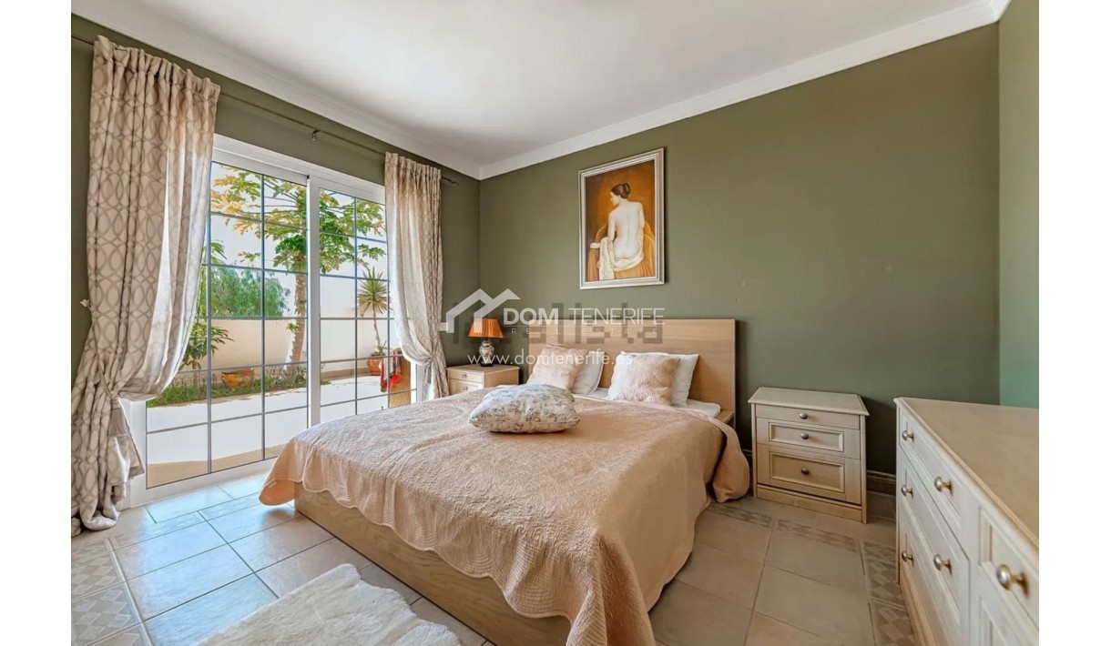 Wiederverkauf - Villa -
Adeje - Callao Salvaje