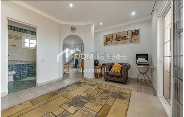 Wiederverkauf - Villa -
Adeje - Callao Salvaje