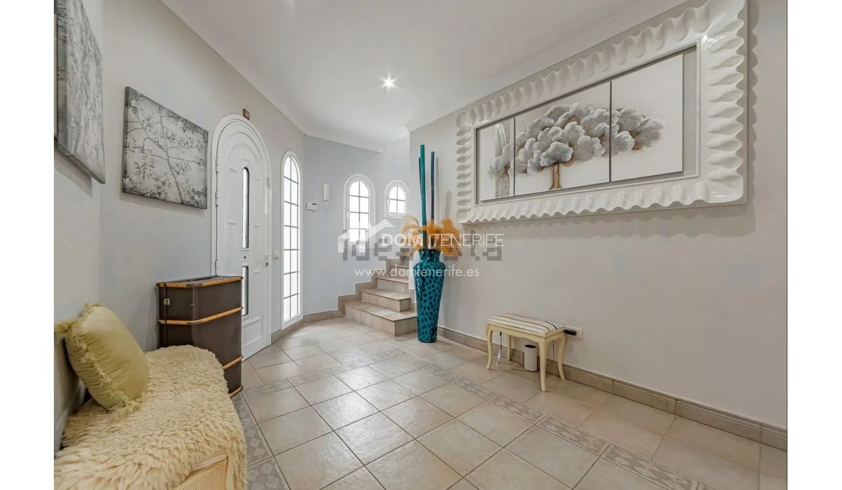 Wiederverkauf - Villa -
Adeje - Callao Salvaje