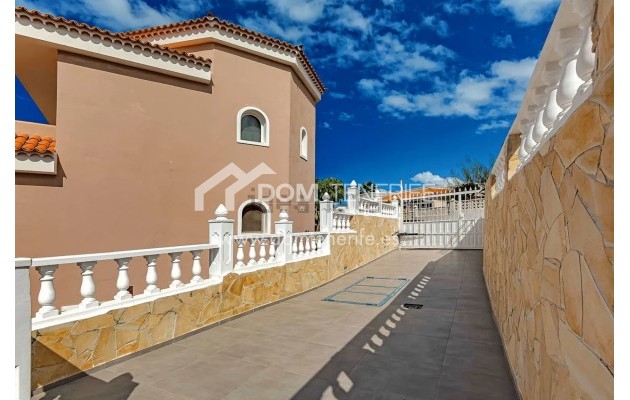 Wiederverkauf - Villa -
Adeje - Callao Salvaje