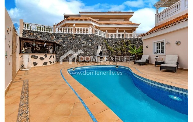 Wiederverkauf - Villa -
Adeje - Callao Salvaje