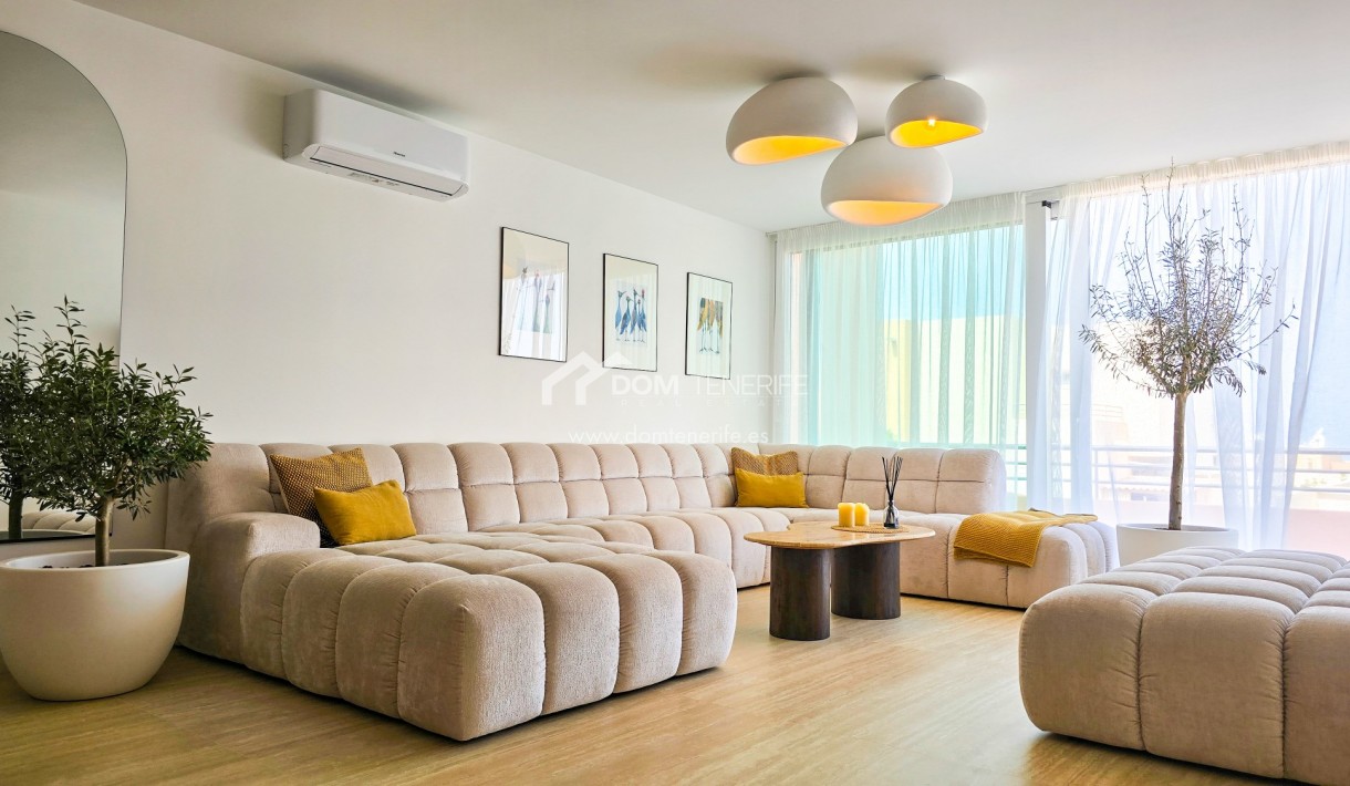 Wiederverkauf - Stadthaus -
Adeje - El Madroñal