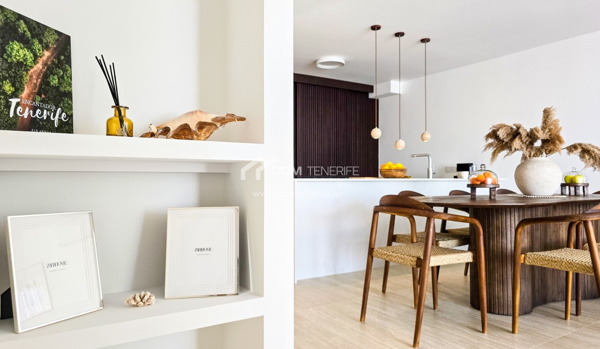 Wiederverkauf - Stadthaus -
Adeje - El Madroñal