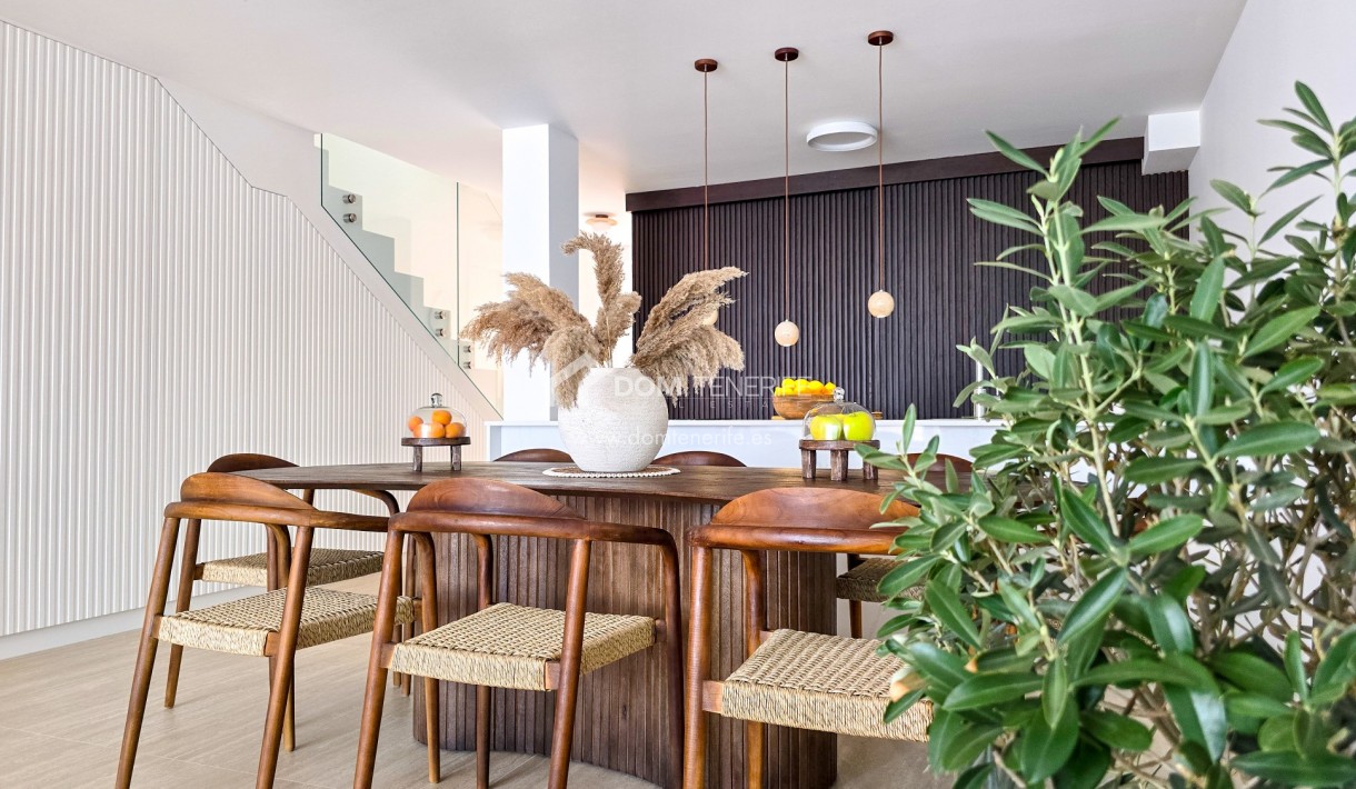 Wiederverkauf - Stadthaus -
Adeje - El Madroñal