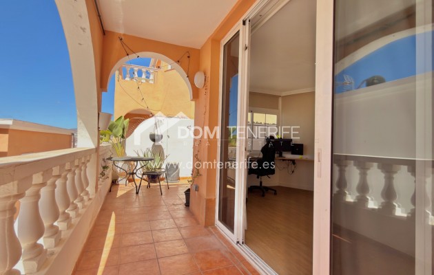 Wiederverkauf - Stadthaus -
Adeje - San Eugenio Alto