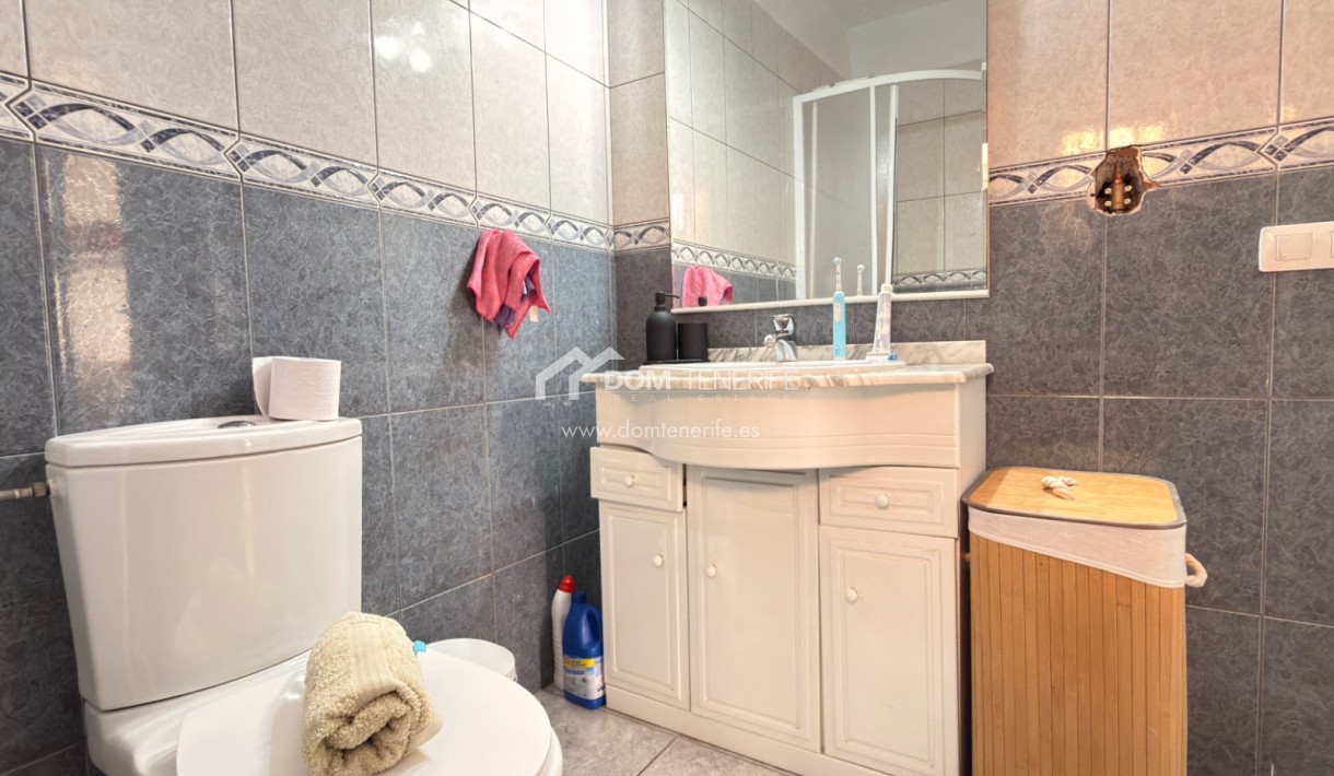 Wiederverkauf - Stadthaus -
Adeje - San Eugenio Alto