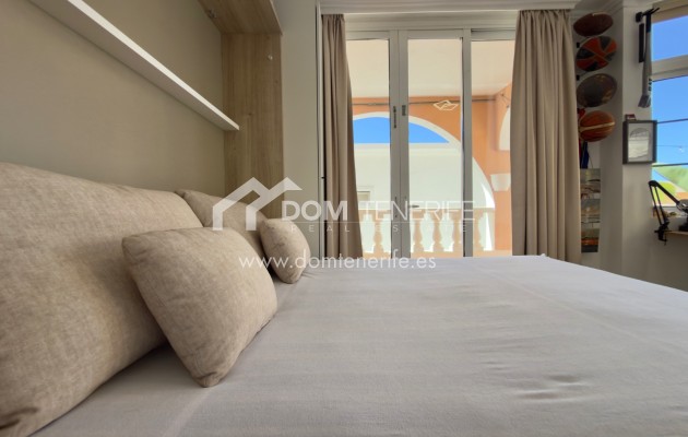 Wiederverkauf - Stadthaus -
Adeje - San Eugenio Alto