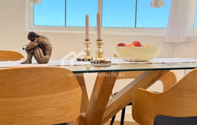 Wiederverkauf - Stadthaus -
Adeje - San Eugenio Alto