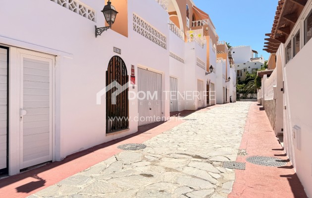 Wiederverkauf - Stadthaus -
Adeje - San Eugenio Alto