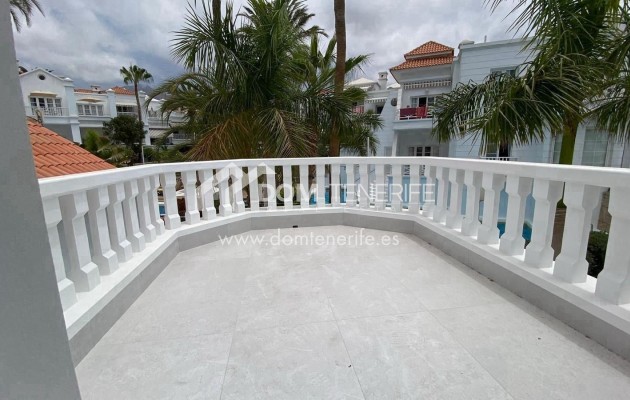 Wiederverkauf - Villa -
Adeje - Fañabé