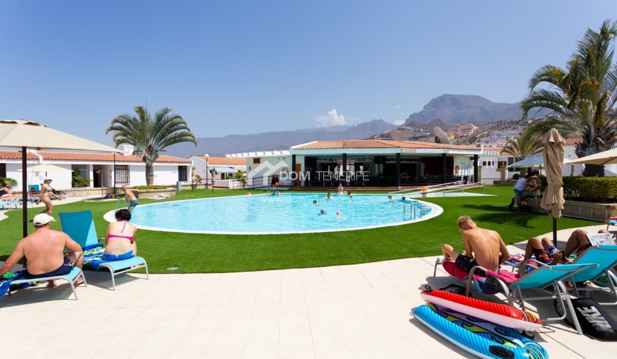 Kurzzeitmiete - Wohnung -
Adeje - San Eugenio Alto