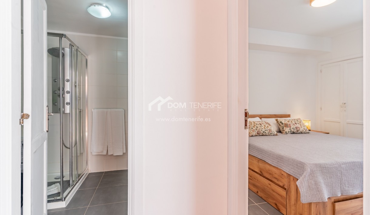 Kurzzeitmiete - Wohnung -
Adeje - San Eugenio Alto