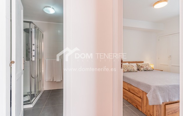 Kurzzeitmiete - Wohnung -
Adeje - San Eugenio Alto