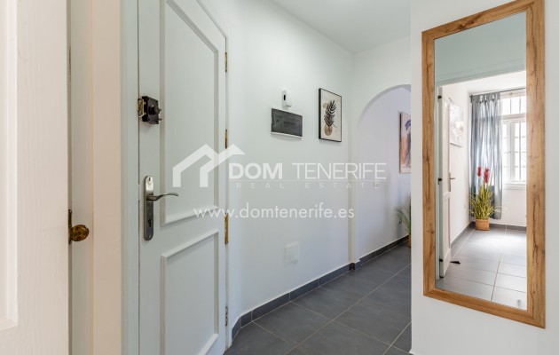 Kurzzeitmiete - Wohnung -
Adeje - San Eugenio Alto