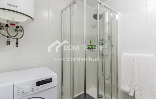 Kurzzeitmiete - Wohnung -
Adeje - San Eugenio Alto