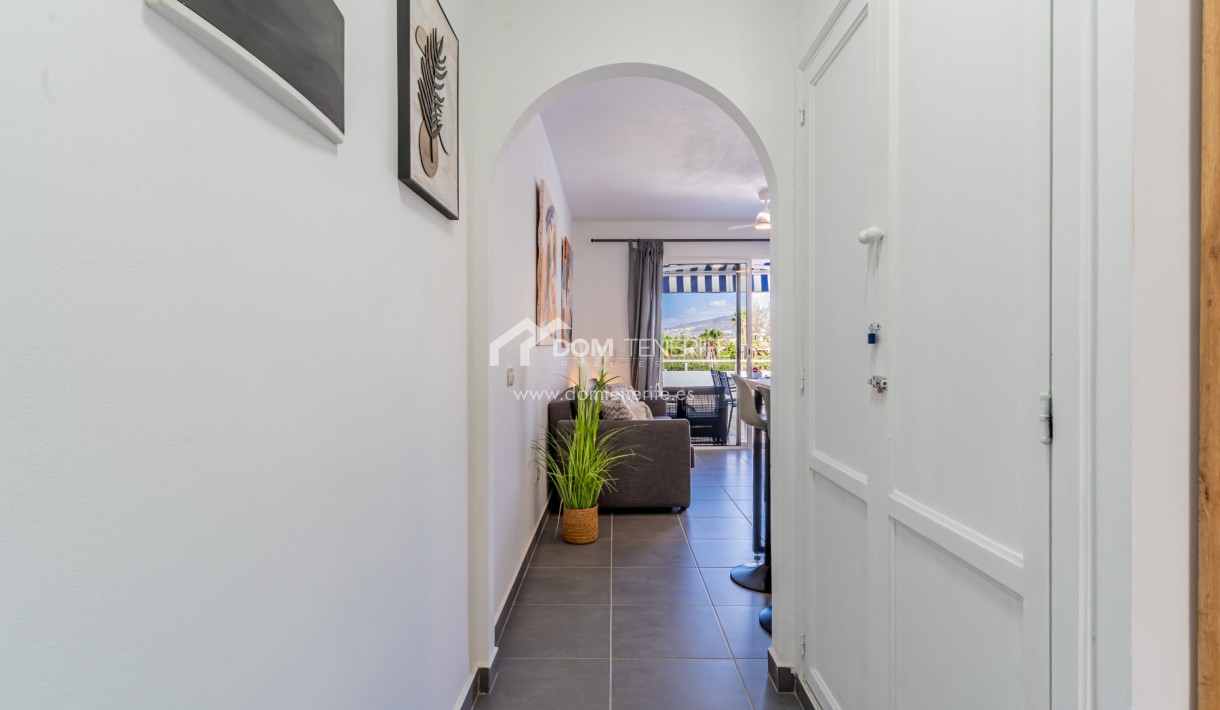 Kurzzeitmiete - Wohnung -
Adeje - San Eugenio Alto