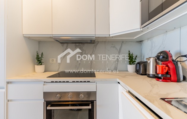 Kurzzeitmiete - Wohnung -
Adeje - San Eugenio Alto