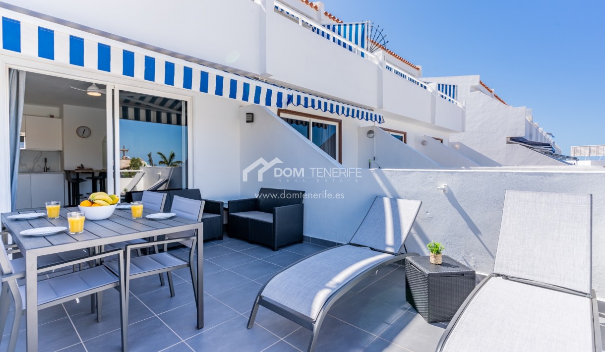 Kurzzeitmiete - Wohnung -
Adeje - San Eugenio Alto