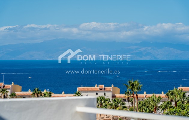 Kurzzeitmiete - Wohnung -
Adeje - San Eugenio Alto