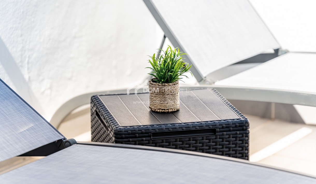 Kurzzeitmiete - Wohnung -
Adeje - San Eugenio Alto