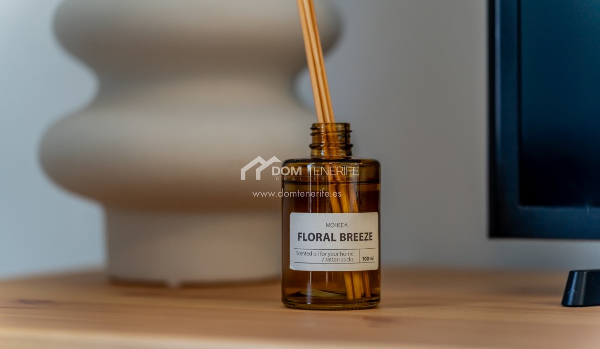 Kurzzeitmiete - Wohnung -
Adeje - San Eugenio Alto