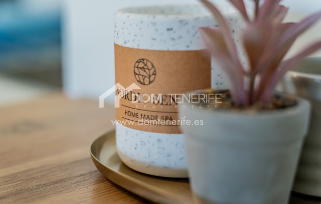 Kurzzeitmiete - Wohnung -
Adeje - San Eugenio Alto