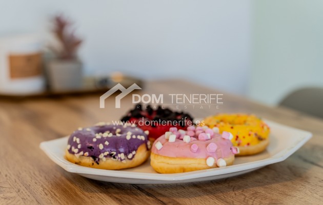 Kurzzeitmiete - Wohnung -
Adeje - San Eugenio Alto