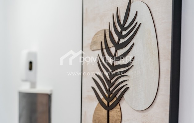 Kurzzeitmiete - Wohnung -
Adeje - San Eugenio Alto