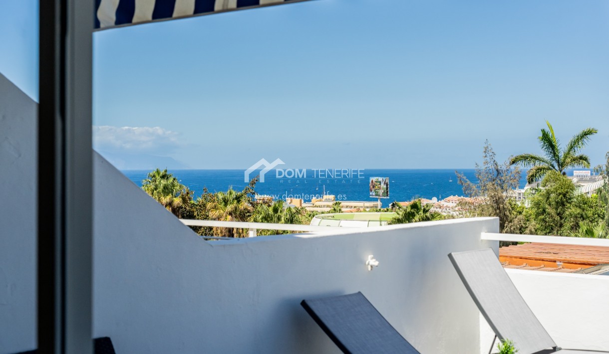 Kurzzeitmiete - Wohnung -
Adeje - San Eugenio Alto