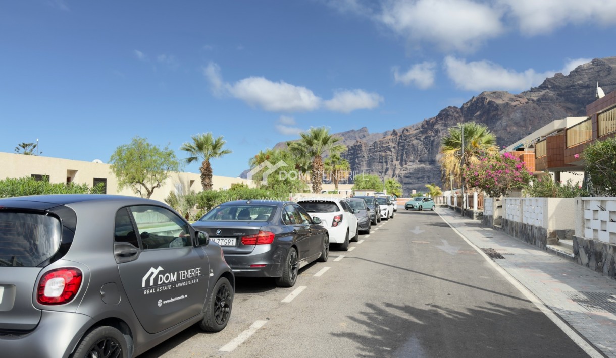Wiederverkauf - Wohnung -
Santiago del Teide - Los Gigantes