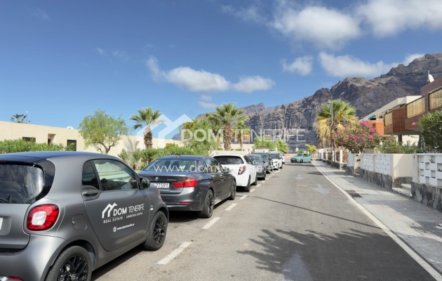Wiederverkauf - Wohnung -
Santiago del Teide - Los Gigantes