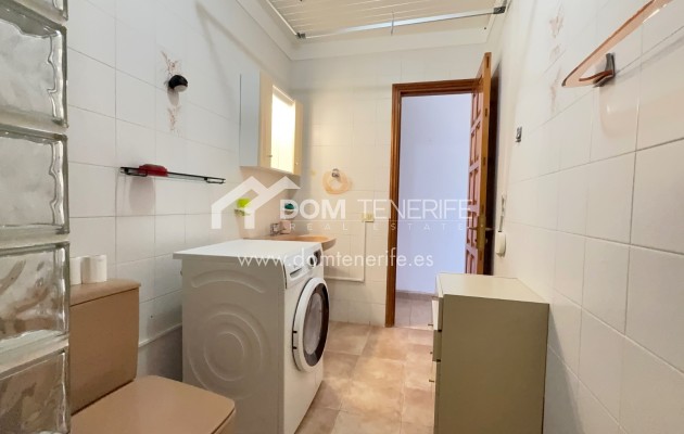 Wiederverkauf - Wohnung -
Santiago del Teide - Los Gigantes