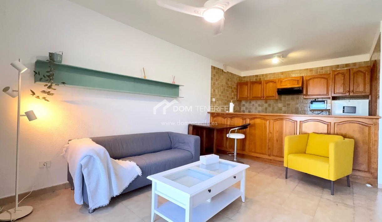 Wiederverkauf - Wohnung -
Santiago del Teide - Los Gigantes