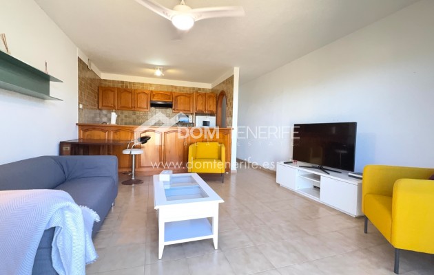 Wiederverkauf - Wohnung -
Santiago del Teide - Los Gigantes