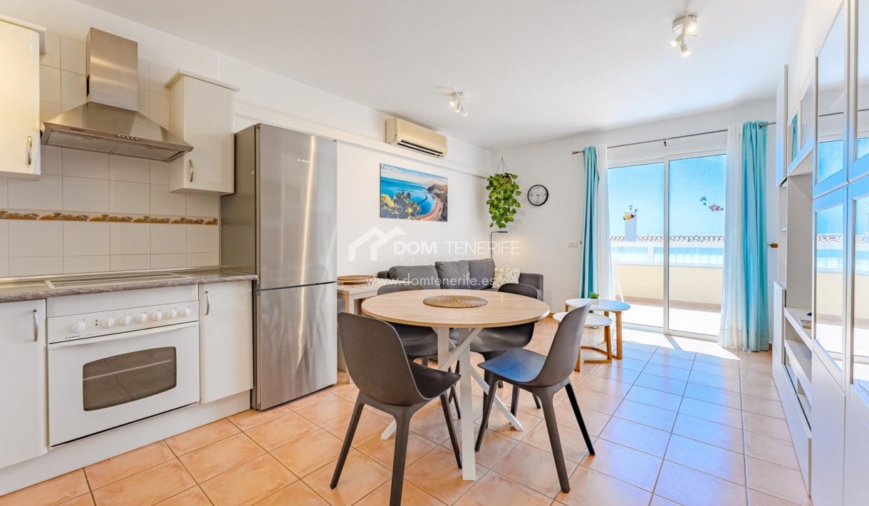 Продажа - Пентхаус -
Адехе - Плайя Параисо