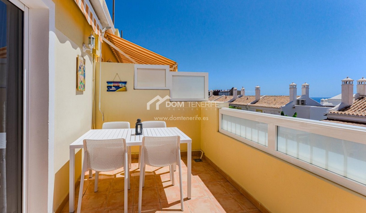 Продажа - Пентхаус -
Адехе - Плайя Параисо