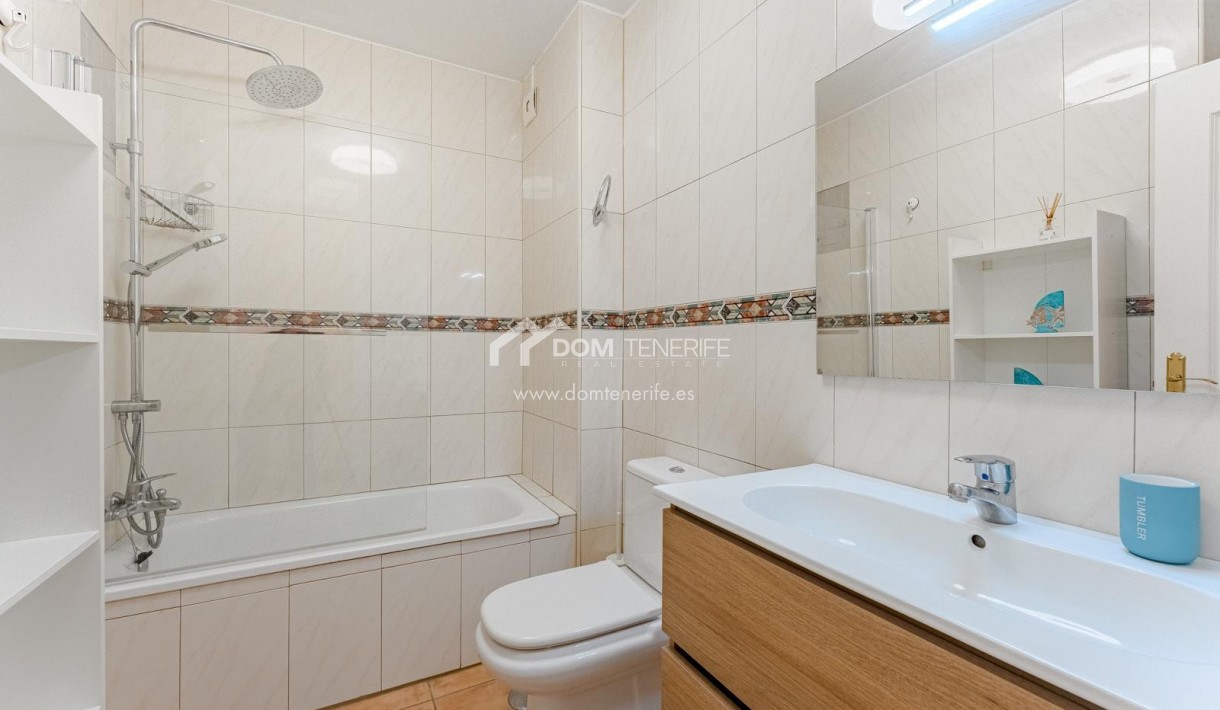 Продажа - Пентхаус -
Адехе - Плайя Параисо