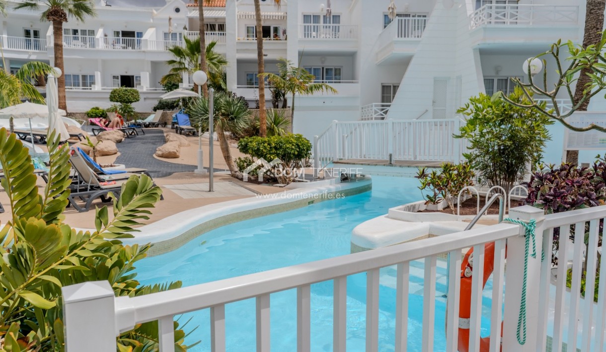 Wiederverkauf - Villa -
Adeje - Fañabé