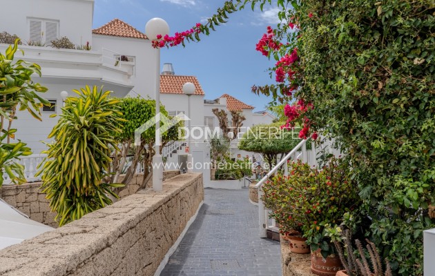 Wiederverkauf - Villa -
Adeje - Fañabé