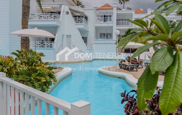 Wiederverkauf - Villa -
Adeje - Fañabé