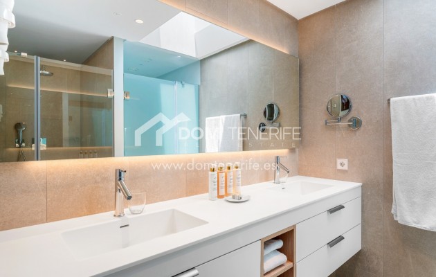 Sale - Apartment -
Guía de Isora  - Abama