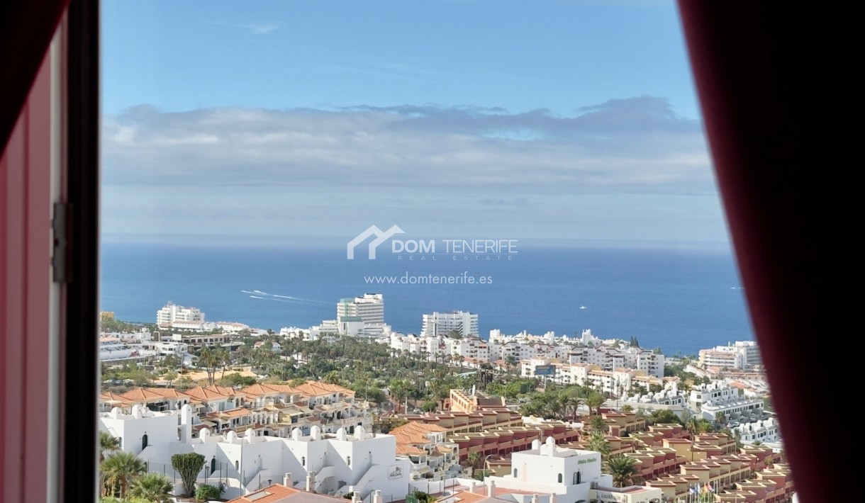 Wiederverkauf - Stadthaus -
Adeje - Torviscas Alto