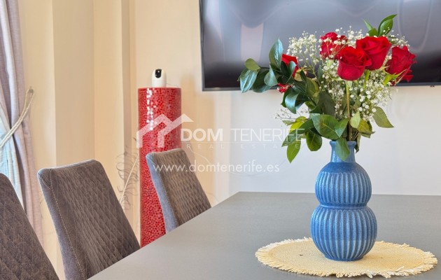 Wiederverkauf - Stadthaus -
Adeje - Torviscas Alto