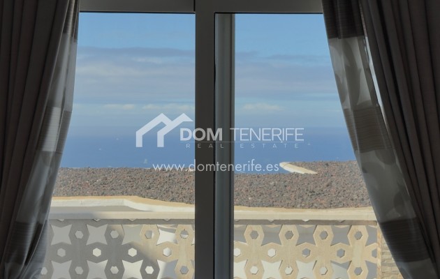 Wiederverkauf - Stadthaus -
Adeje - Torviscas Alto