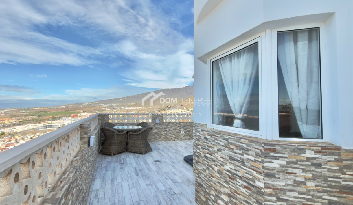 Wiederverkauf - Stadthaus -
Adeje - Torviscas Alto