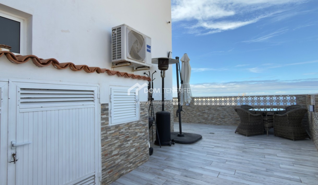 Wiederverkauf - Stadthaus -
Adeje - Torviscas Alto