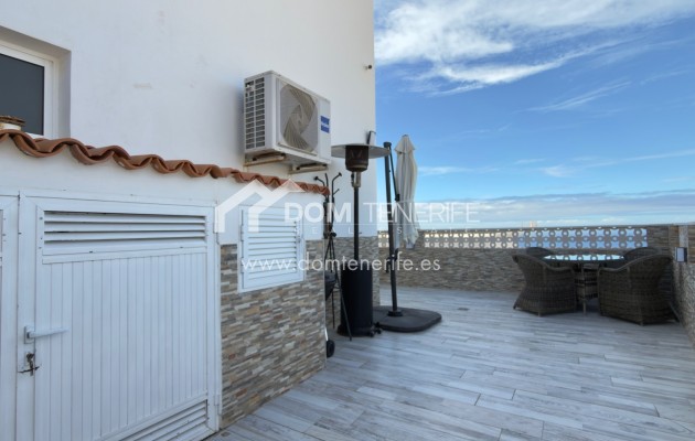 Wiederverkauf - Stadthaus -
Adeje - Torviscas Alto