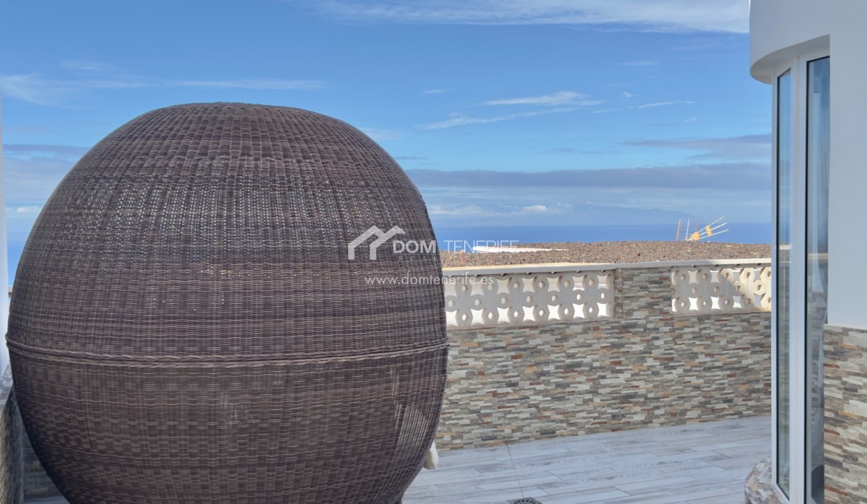 Wiederverkauf - Stadthaus -
Adeje - Torviscas Alto