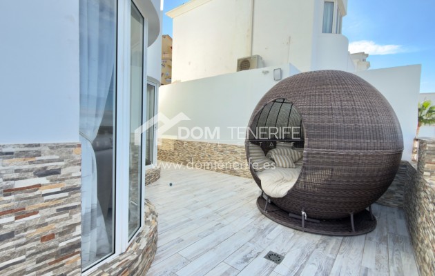 Wiederverkauf - Stadthaus -
Adeje - Torviscas Alto